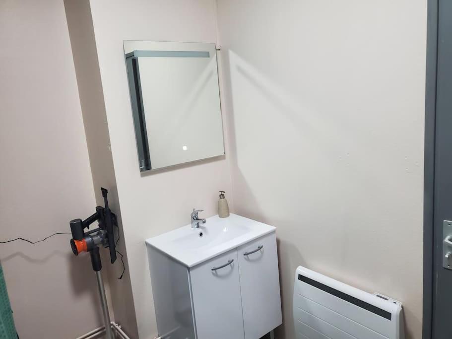 Appartement Moderne En Ville Armentières Esterno foto